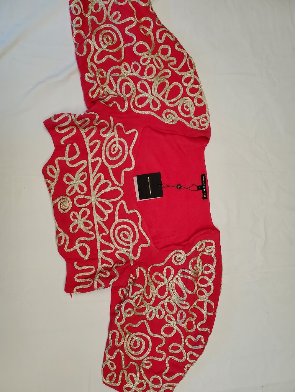 NWT America & Beyond Coral Boho Top Gold Embroidered Sleeves One of a Kind L